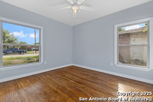 Building Photo - 534 Cicero Ave