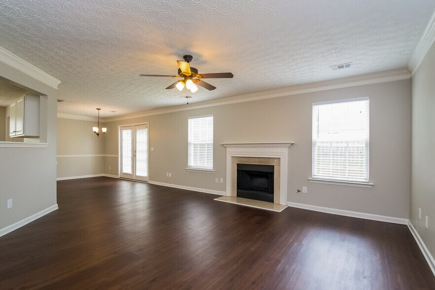 Building Photo - 241 Weatherstone Pointe Dr