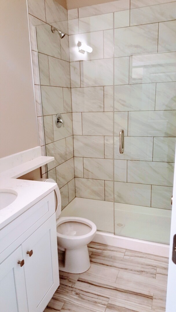 Building Photo - New Micro Studio in Lincoln Park