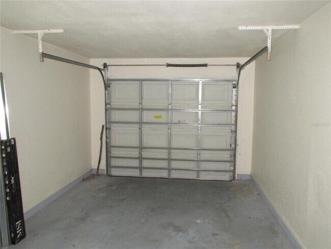 Building Photo - 23289 Olean Blvd