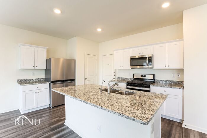 Building Photo - 5247 Dawn Break