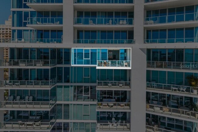Building Photo - 1155 N Gulfstream Ave