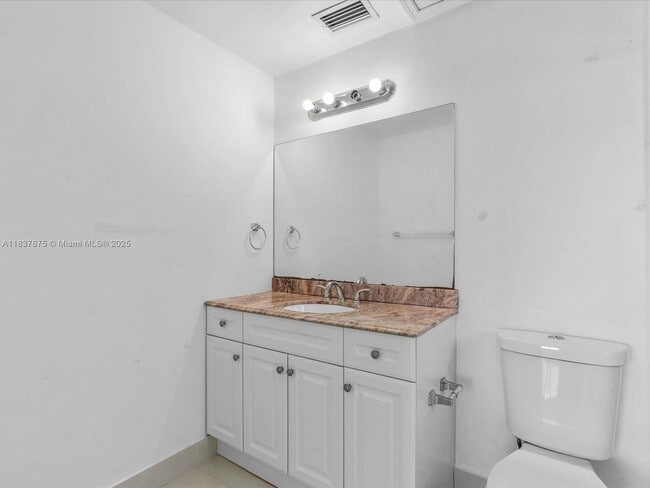 Building Photo - 1790 W 58th St