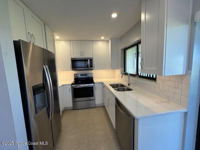 Building Photo - 2270 Golf Isle Dr