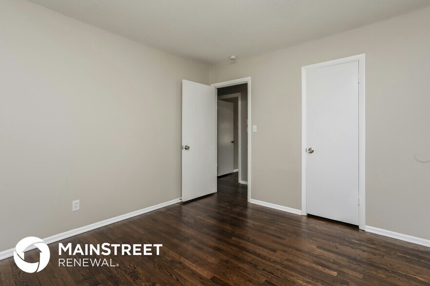 Building Photo - 11801 Armitage Dr