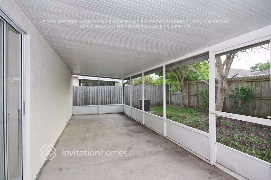 Building Photo - 438 Cadenza Dr