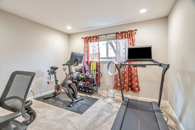 Building Photo - Stylish & Comfort Home in Prime San Jose Location