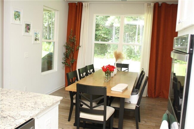 Building Photo - 3520 Pickens Lndg Dr