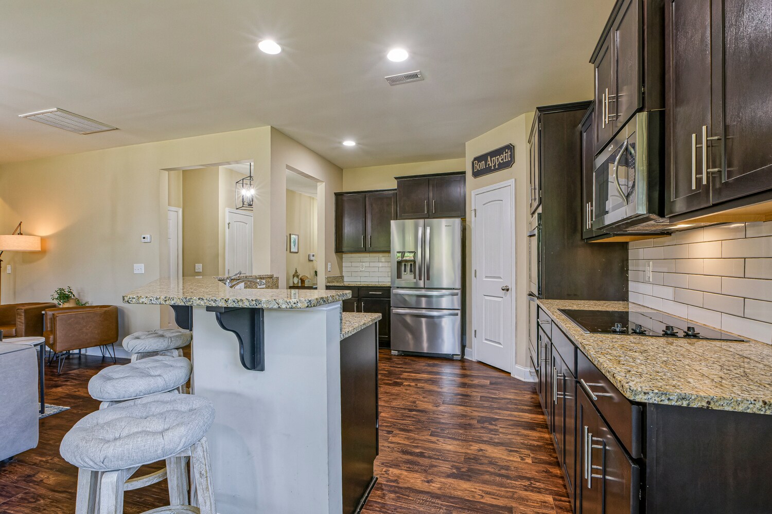 Building Photo - 1608 Cascade Falls Ln