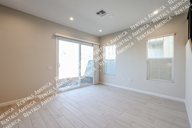 Building Photo - Desirable Community of Arabella