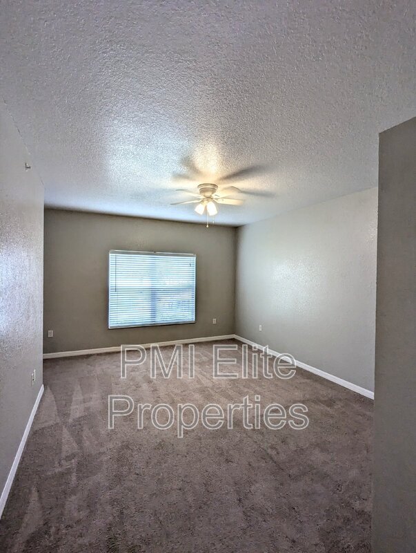 Building Photo - 7136 Strand Cir