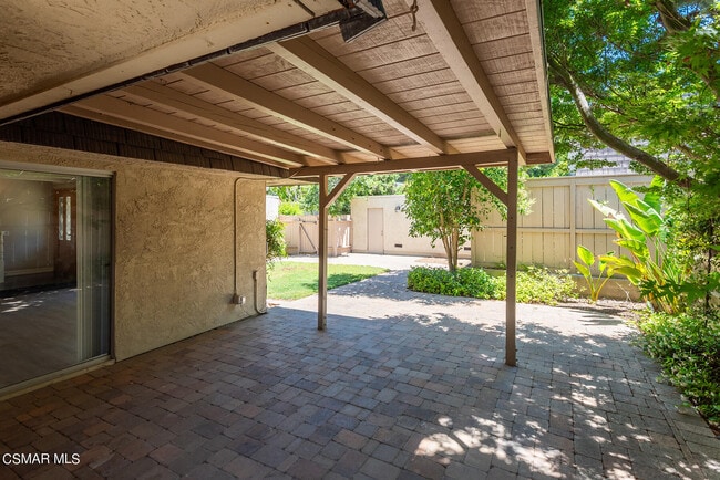 Building Photo - 1520 Redwood Cir