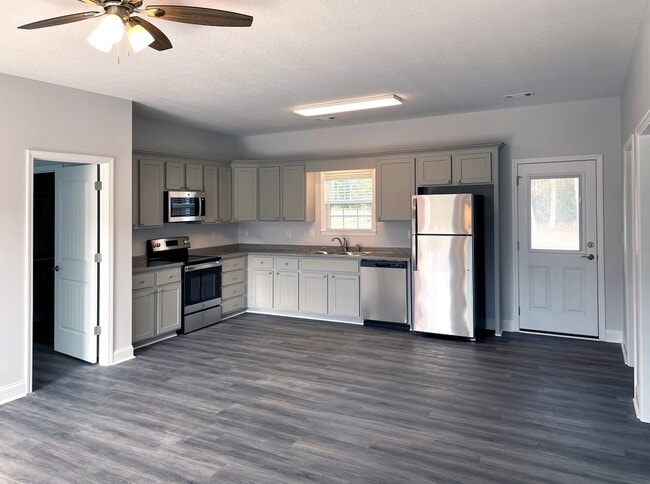 Building Photo - 1284 Payne Rd