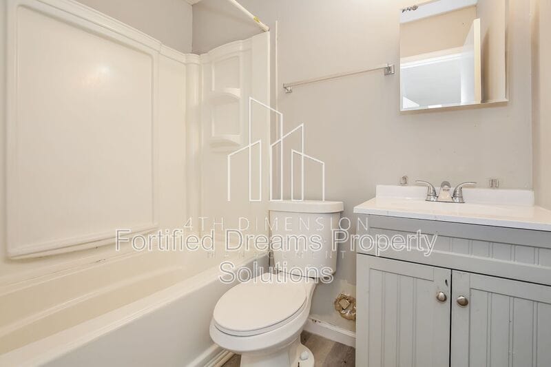 Building Photo - 202 Leisure Time Ln