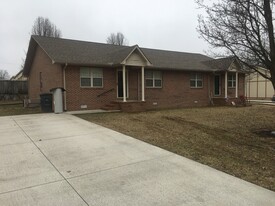 Building Photo - 745 Bradley Dr