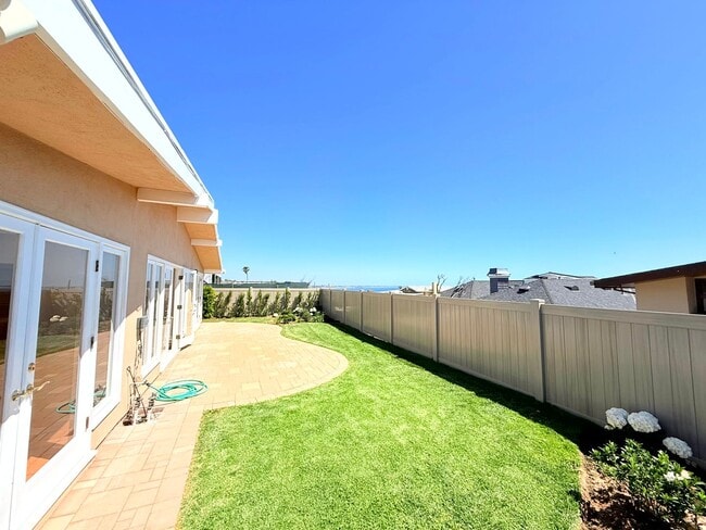 Building Photo - Fantastic Single Story 3 bed - 3 bath with backyard in Malibu - Topanga Beach Area