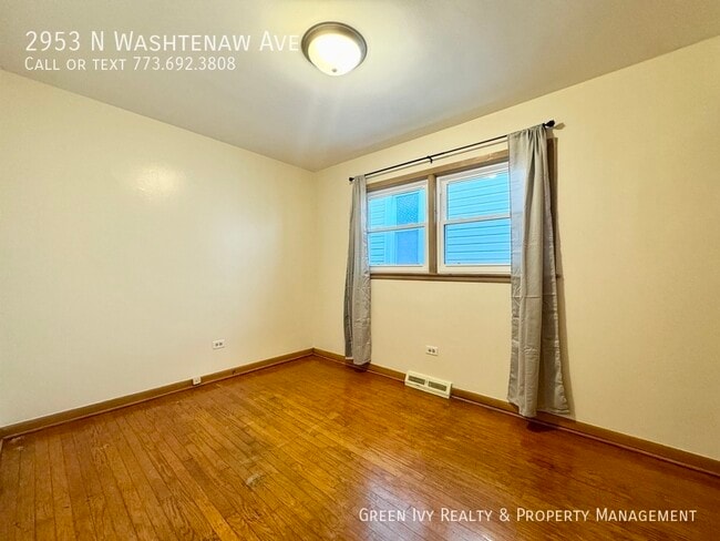 Building Photo - 2953 N Washtenaw Ave