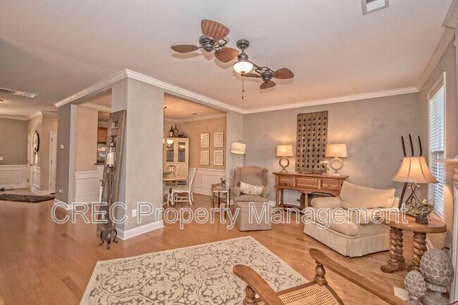 Building Photo - 3639 Bagley Dr