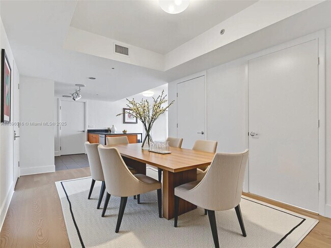 Building Photo - 50 Biscayne Blvd