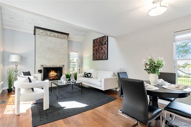 Building Photo - 2645 S Xanadu Way