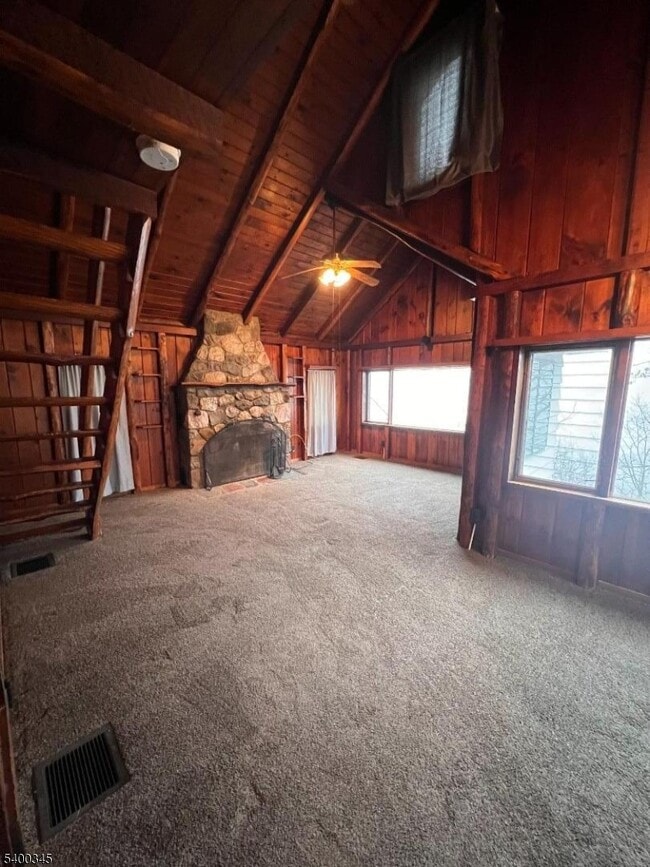 Building Photo - 12 Gifford Rd