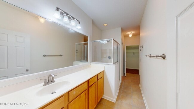 Building Photo - 5663 Greenland Rd