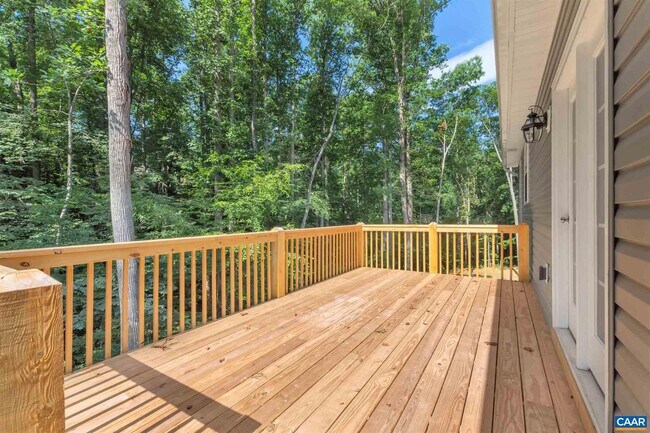 Building Photo - 312 Jonquil Rd