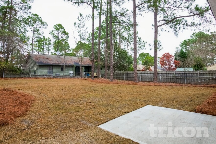 Building Photo - 110 Darian Dr