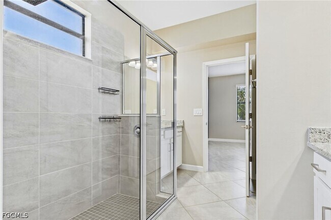 Building Photo - 14050 Pine Lodge Ln