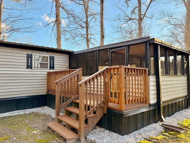 Building Photo - Welcome Home!