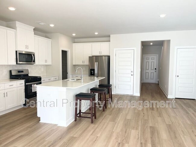 Building Photo - 671 Cozy Blf Rd