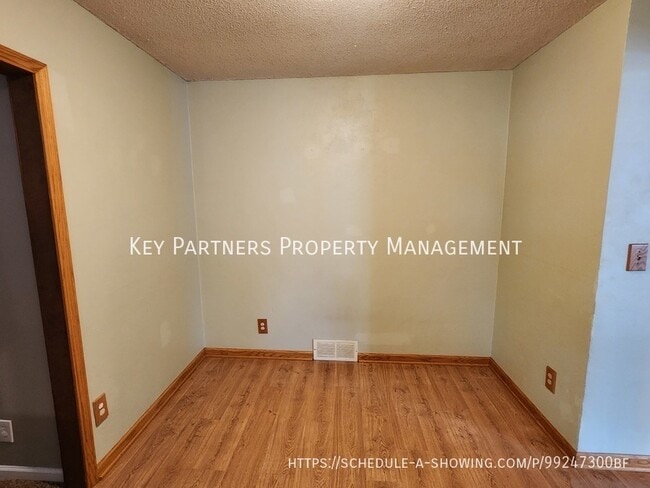 Building Photo - 12906 W 92nd St