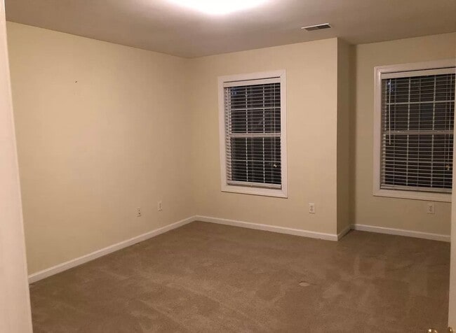 Building Photo - 5 BR/3 Bath in Willow Pointe (Lake Carolina)
