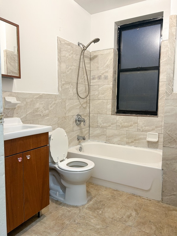 Building Photo - 477 W 140th St