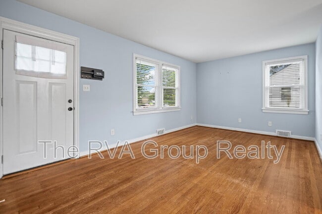 Building Photo - 3411 Oxnard Rd