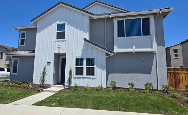 Building Photo - 3217 Shrute Dr
