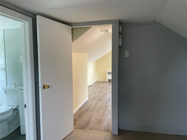 Building Photo - 604 Straight Path