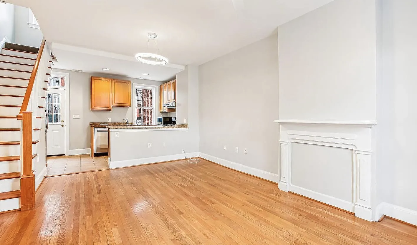 Building Photo - 1610 4th St NW