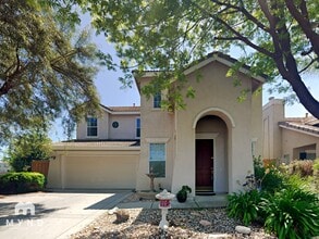 Building Photo - 2742 Chateau Montelena Way