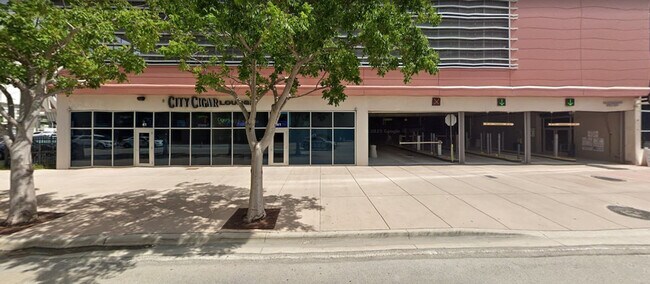 Building Photo - 350 N Miami Ave