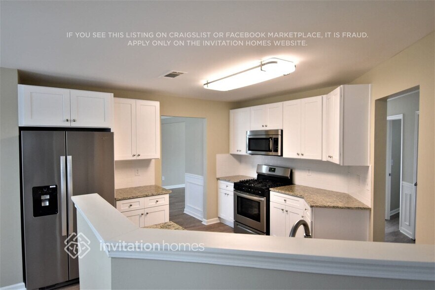 Building Photo - 2535 Wrangler Dr