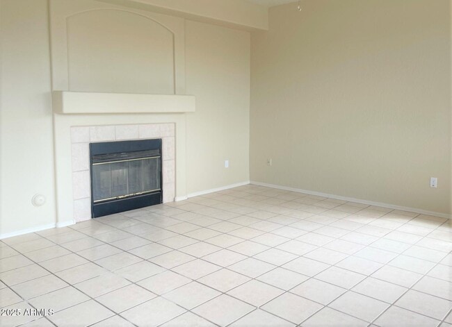 Building Photo - 1529 E South Fork Dr
