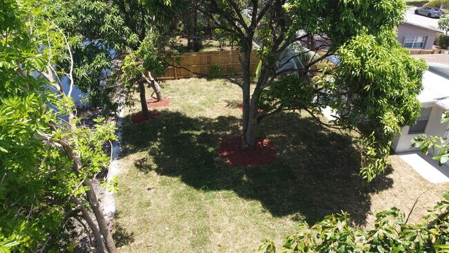 Building Photo - 3541 NW 37th Ave