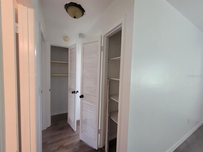 Building Photo - 6290 Coniston Terrace