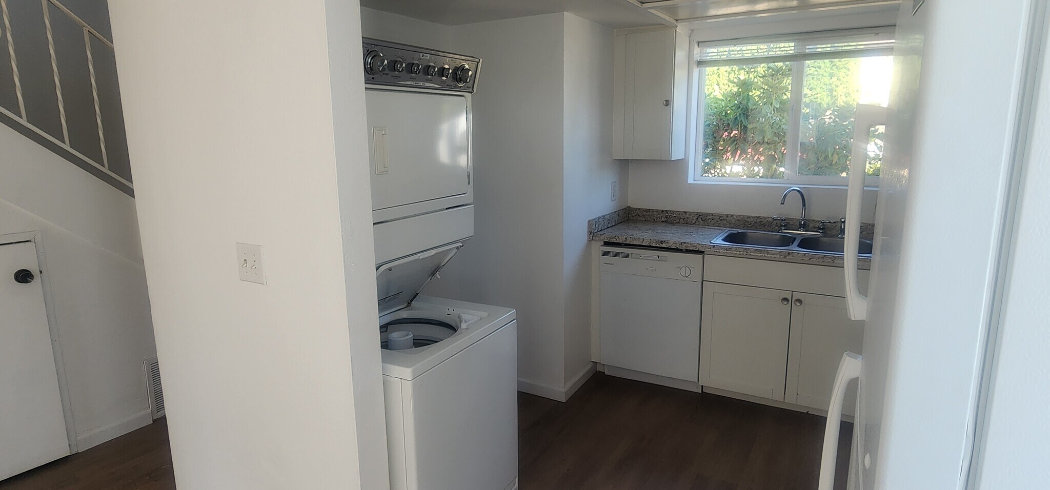 Washer and dryer - 4304 S Cedar St