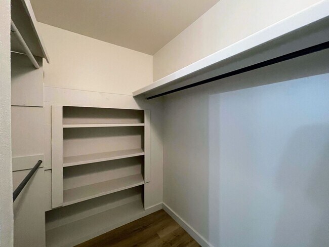 Building Photo - Cozy?Charm Meets Modern Luxury – Your Perfect Lamesa Retreat!