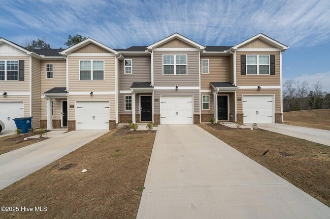 Building Photo - 2309 Gracie Ln