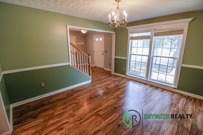 Building Photo - 6927 Erie Dr