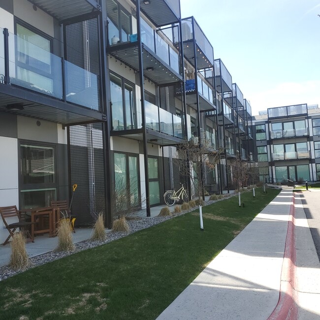 Building Photo - 476 Enterprise Blvd