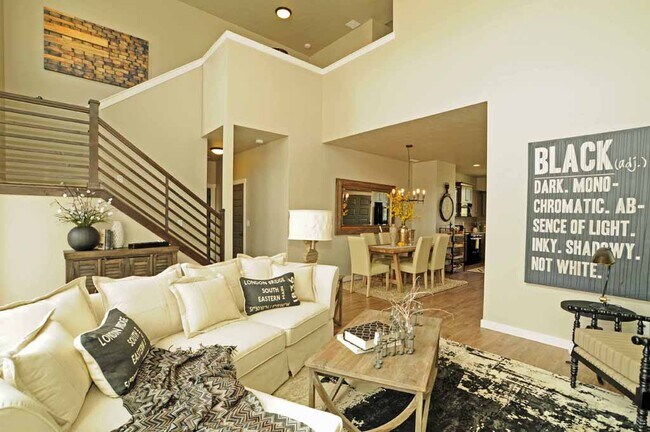 Building Photo - 314 S Truss Ave